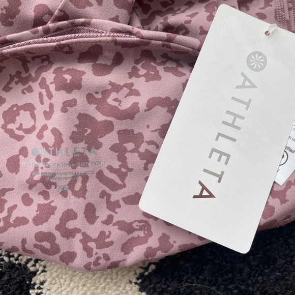NWT: Athleta Cheetah Elation Ultra High-Rise Tight - Picture 4 of 4